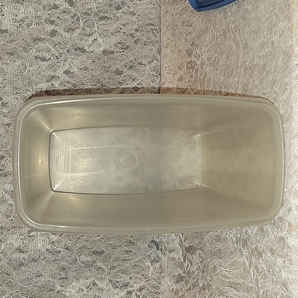 Tupperware: Container - Picture 7 of 7